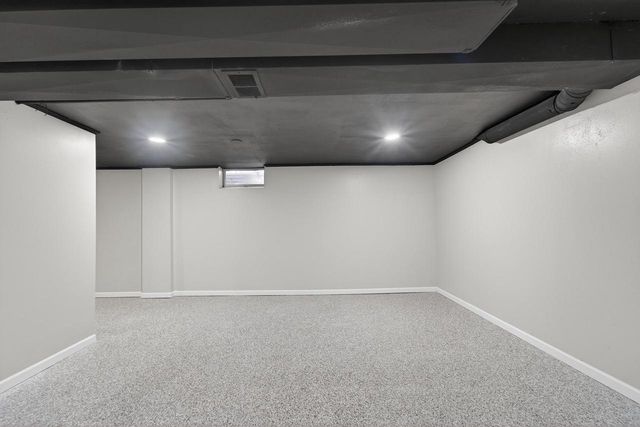 W133N8139 Danell DRIVE, Menomonee Falls, WI 53051