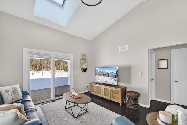 W133N8139 Danell DRIVE, Menomonee Falls, WI 53051