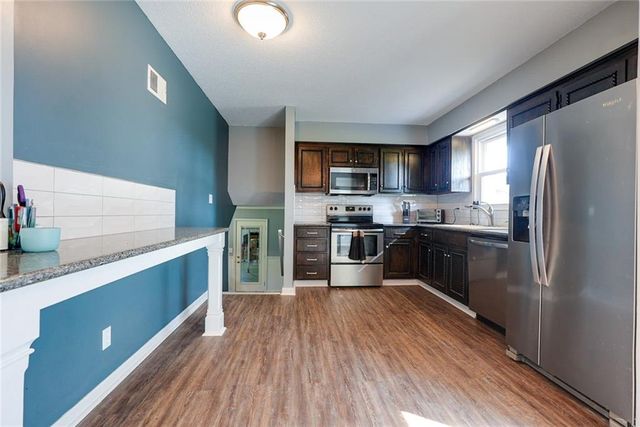 24001 E 223rd Street, Harrisonville, MO 64701