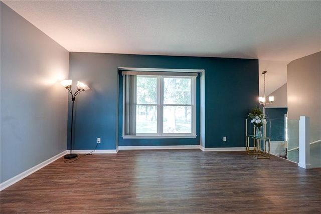 24001 E 223rd Street, Harrisonville, MO 64701