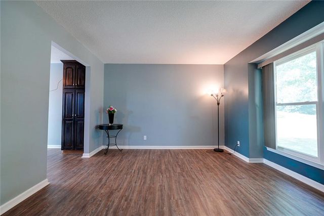 24001 E 223rd Street, Harrisonville, MO 64701