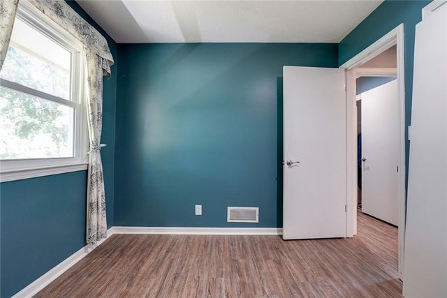 24001 E 223rd Street, Harrisonville, MO 64701