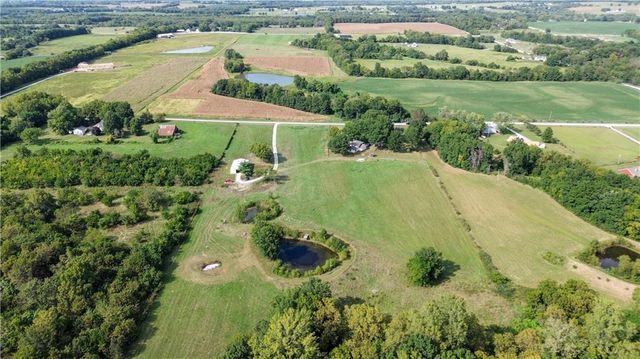 24001 E 223rd Street, Harrisonville, MO 64701