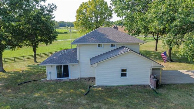 24001 E 223rd Street, Harrisonville, MO 64701