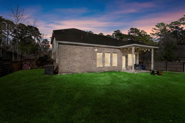 9014 San Saba Way, Willis, TX 77378