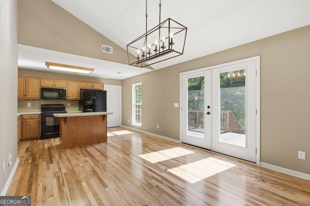 171 Winding Way, Hartwell, GA 30643