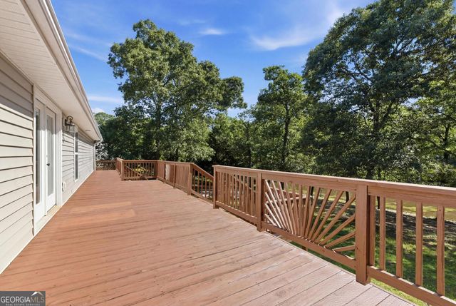 171 Winding Way, Hartwell, GA 30643