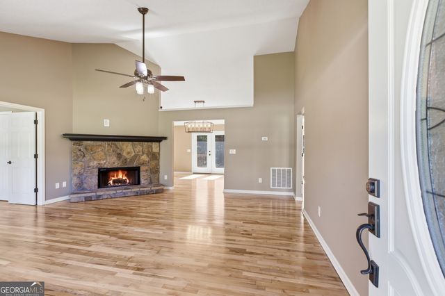 171 Winding Way, Hartwell, GA 30643