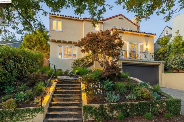 2000 Clemens Rd, Oakland, CA 94602