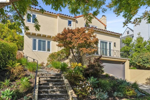 2000 Clemens Rd, Oakland, CA 94602
