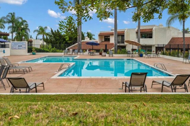 6740 Caminito Del Greco, San Diego, CA 92120