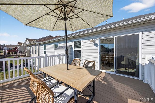 1928 Bridgecrest Crossing, St Charles, MO 63303