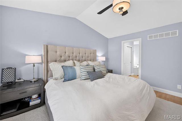 1928 Bridgecrest Crossing, St Charles, MO 63303