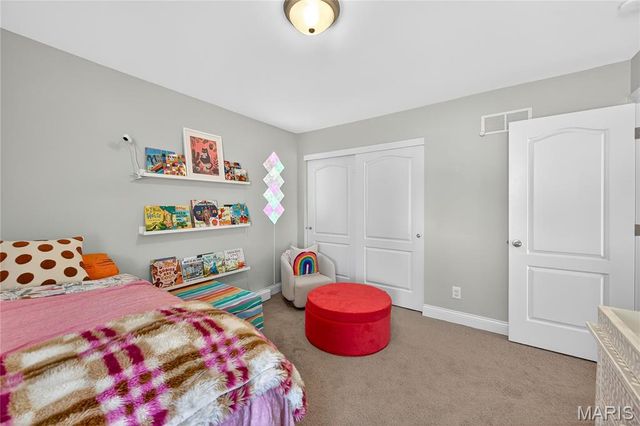 1928 Bridgecrest Crossing, St Charles, MO 63303