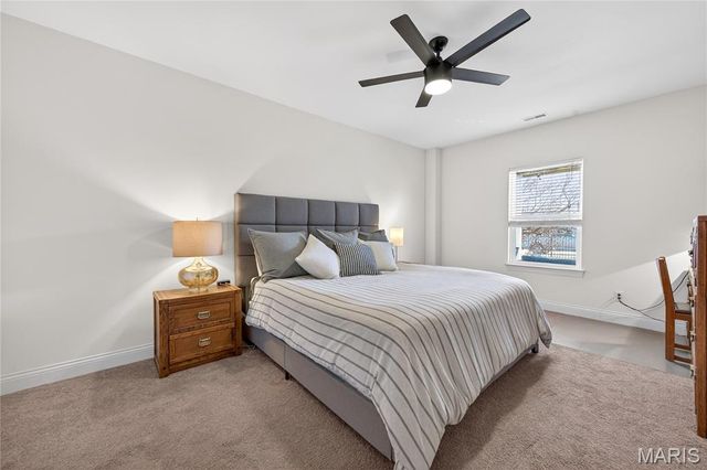 1928 Bridgecrest Crossing, St Charles, MO 63303