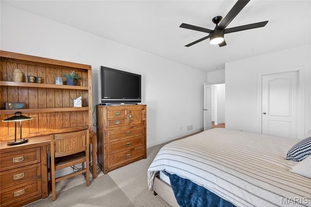 1928 Bridgecrest Crossing, St Charles, MO 63303