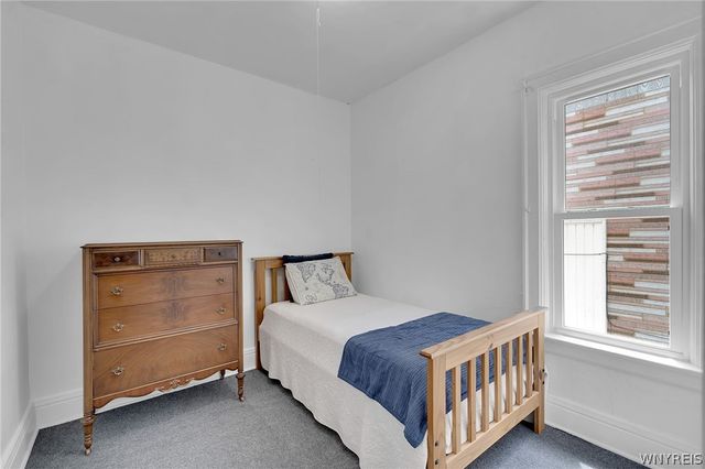15 Seneca Pksd, Buffalo, NY 14210