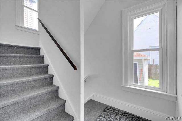 15 Seneca Pksd, Buffalo, NY 14210