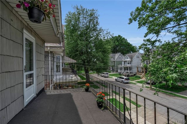 15 Seneca Pksd, Buffalo, NY 14210
