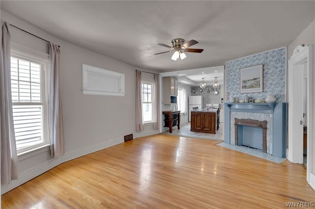 15 Seneca Pksd, Buffalo, NY 14210