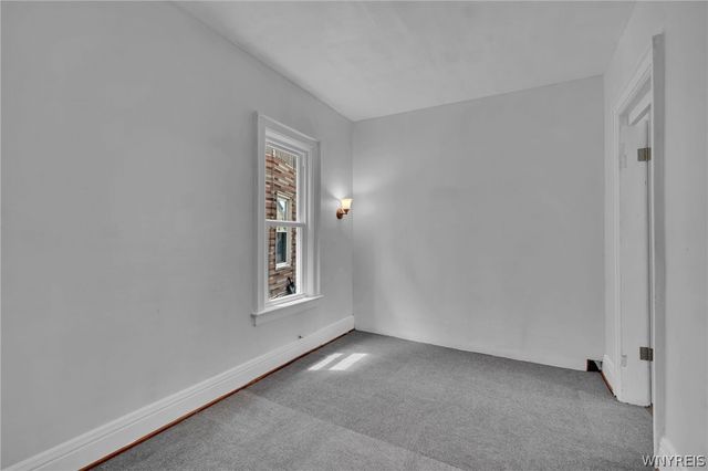15 Seneca Pksd, Buffalo, NY 14210