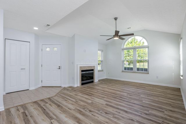 3820 Falls Circle Drive, Hilliard, OH 43026