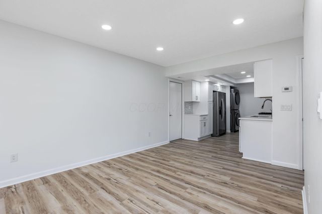 3820 Falls Circle Drive, Hilliard, OH 43026