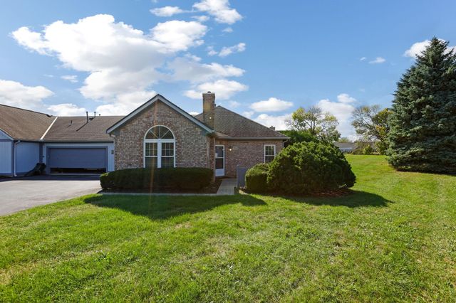 3820 Falls Circle Drive, Hilliard, OH 43026