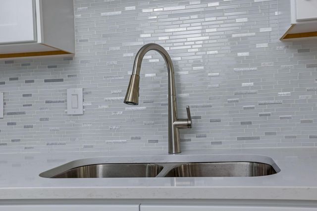 3820 Falls Circle Drive, Hilliard, OH 43026