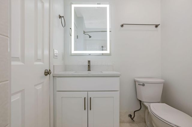 3820 Falls Circle Drive, Hilliard, OH 43026