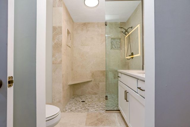 3820 Falls Circle Drive, Hilliard, OH 43026