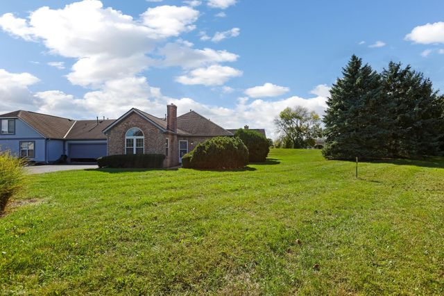 3820 Falls Circle Drive, Hilliard, OH 43026