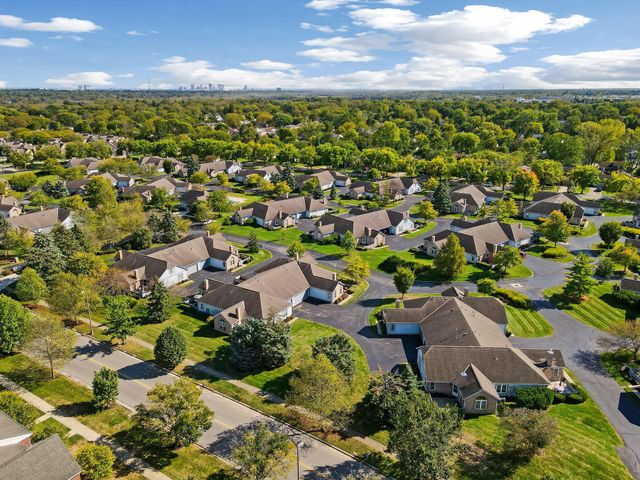 3820 Falls Circle Drive, Hilliard, OH 43026