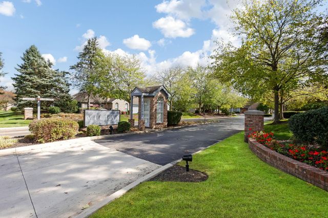 3820 Falls Circle Drive, Hilliard, OH 43026