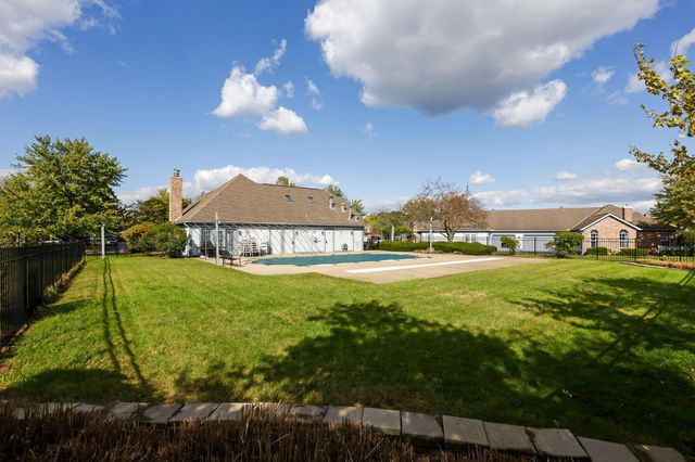 3820 Falls Circle Drive, Hilliard, OH 43026