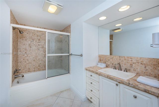 201 Crandon Blvd 505, Key Biscayne, FL 33149