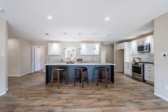 803 Sinclair Ave, Midland, TX 79705