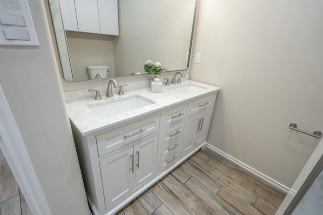 803 Sinclair Ave, Midland, TX 79705