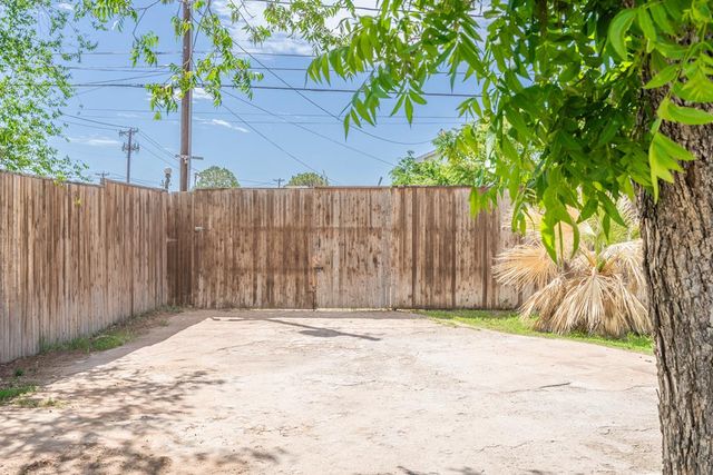 803 Sinclair Ave, Midland, TX 79705