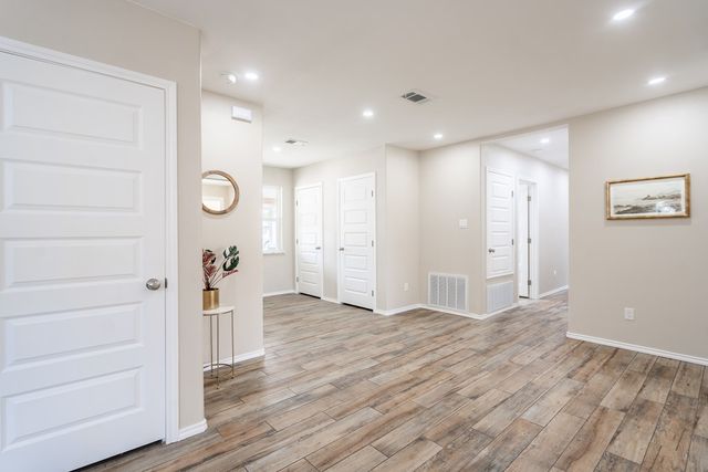 803 Sinclair Ave, Midland, TX 79705