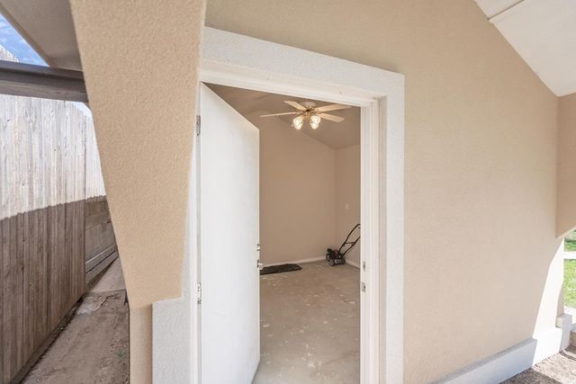 803 Sinclair Ave, Midland, TX 79705