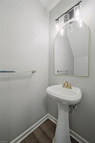 73 Terri Sue CT, Hampton, VA 23666