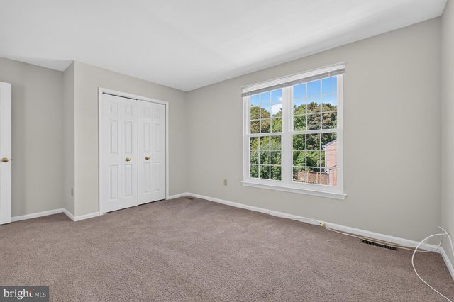 811 CHATSWORTH DR, Accokeek, MD 20607