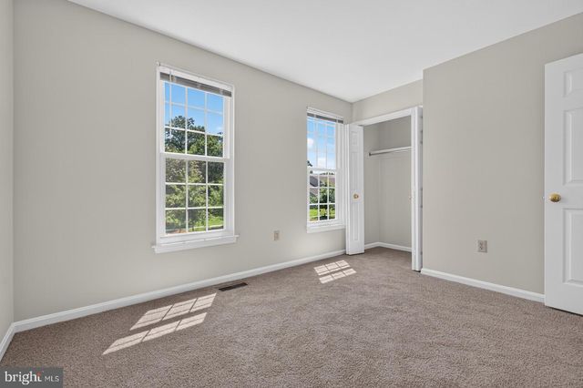 811 CHATSWORTH DR, Accokeek, MD 20607