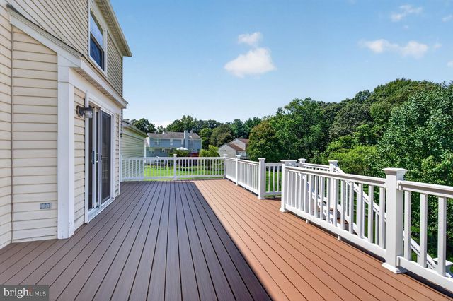 811 CHATSWORTH DR, Accokeek, MD 20607