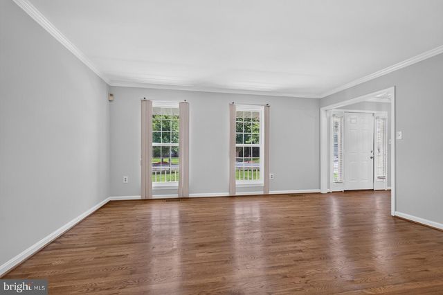 811 CHATSWORTH DR, Accokeek, MD 20607