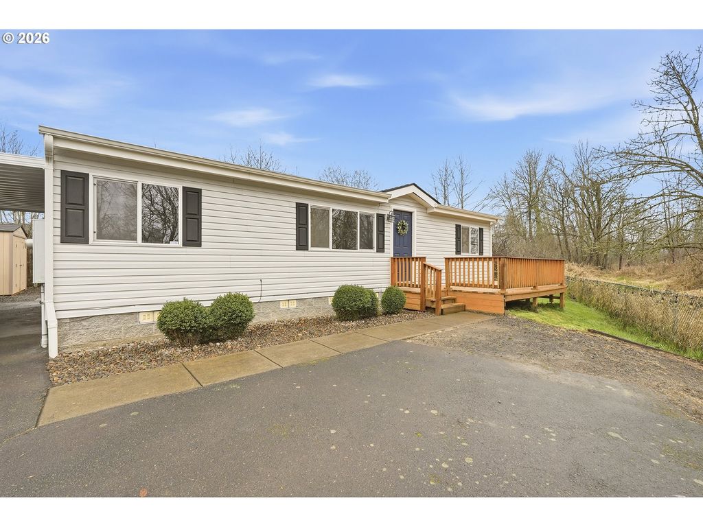 660 CREAMERY CREEK Ln, Molalla, OR 97038