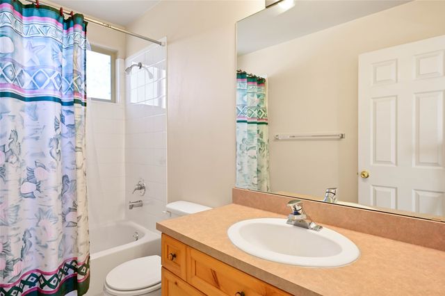 4313 Cloud Dance, Santa Fe, NM 87507
