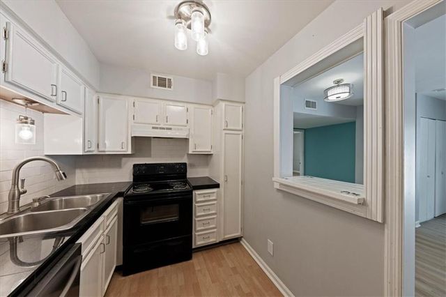4512 Jefferson Street 10, Kansas City, MO 64111