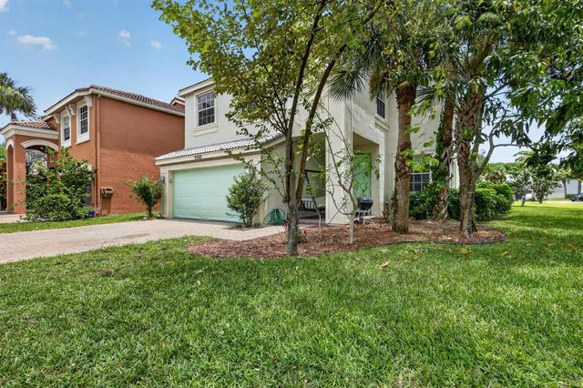 9080 Dupont Place, Wellington, FL 33414